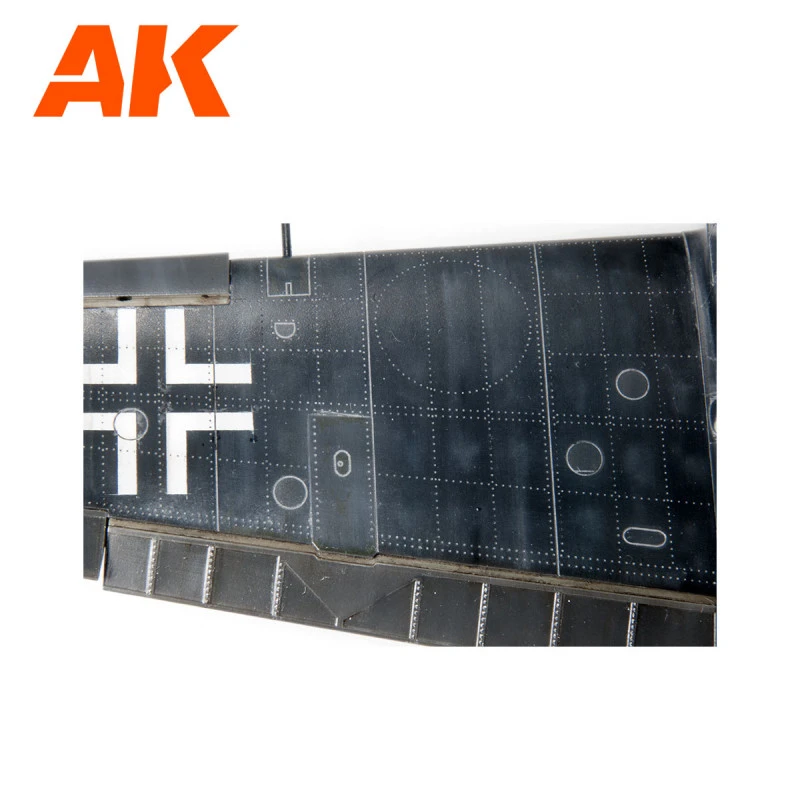 AK® Paneliner Light Grey 40 Ml 5 AK® Paneliner Light Grey 40 Ml – Image 3