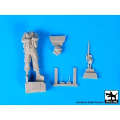 Black Dog® Soldat Sniper En Crimée 2014 "Little Green Man" N°4 1:35