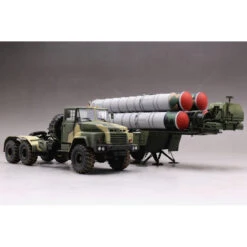 Hobby Boss® Russian KrAZ-260B Tractor + 5P85TE TEL S-300PMU 1:35 -Modèle Militaire Jouet hobby boss russian kraz 260b tractor 5p85te tel s 300pmu 85511 6