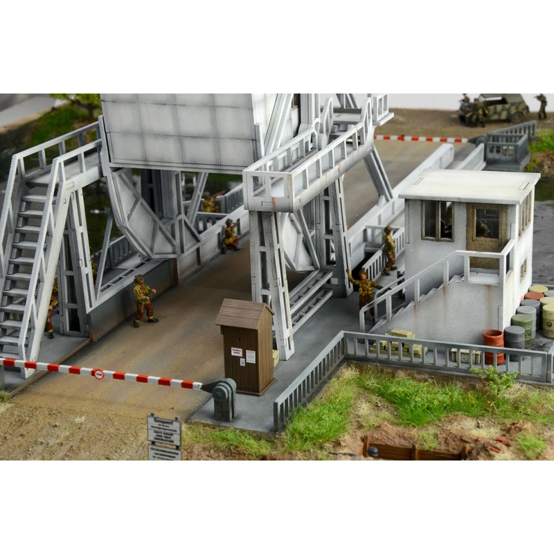 Italeri® Set Diorama Pegasus Bridge D-Day 1:72 11 Italeri® Set Diorama Pegasus Bridge D-Day 1:72 – Image 9