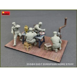 MiniArt® Mobilier Style Europe De L'est (année 1930-1950) 1:35 23 MiniArt® Mobilier Style Europe De L'est (année 1930-1950) 1:35 -Modèle Militaire Jouet miniart mobilier style europe de l est annee 1930 1950 35584 7