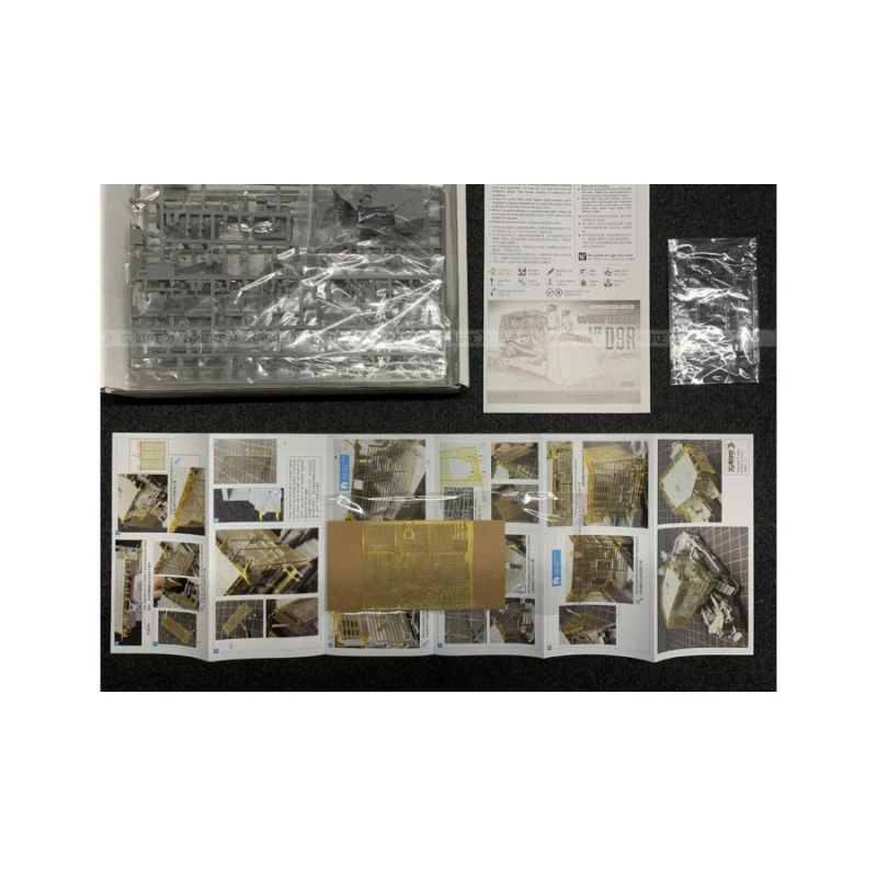 Sabre® Maquette Armored Bulldozer D9R 1:72 7 Sabre® Maquette Armored Bulldozer D9R 1:72 – Image 5