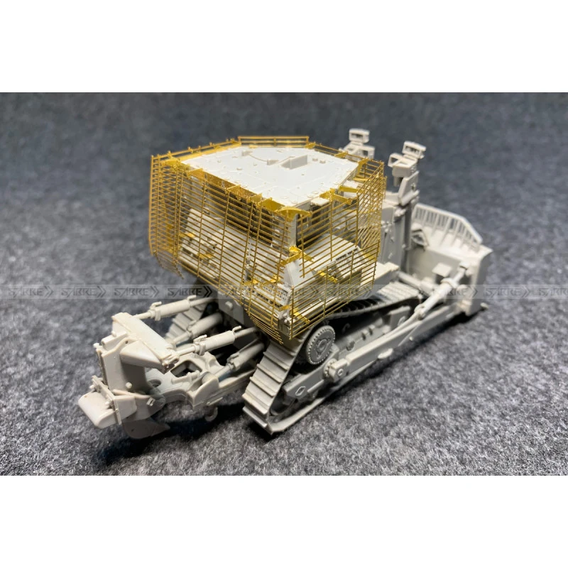 Sabre® Maquette Armored Bulldozer D9R 1:72 10 Sabre® Maquette Armored Bulldozer D9R 1:72 – Image 8