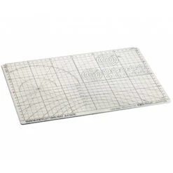 Tapis De Coupe Taille A4 Tamiya 74056